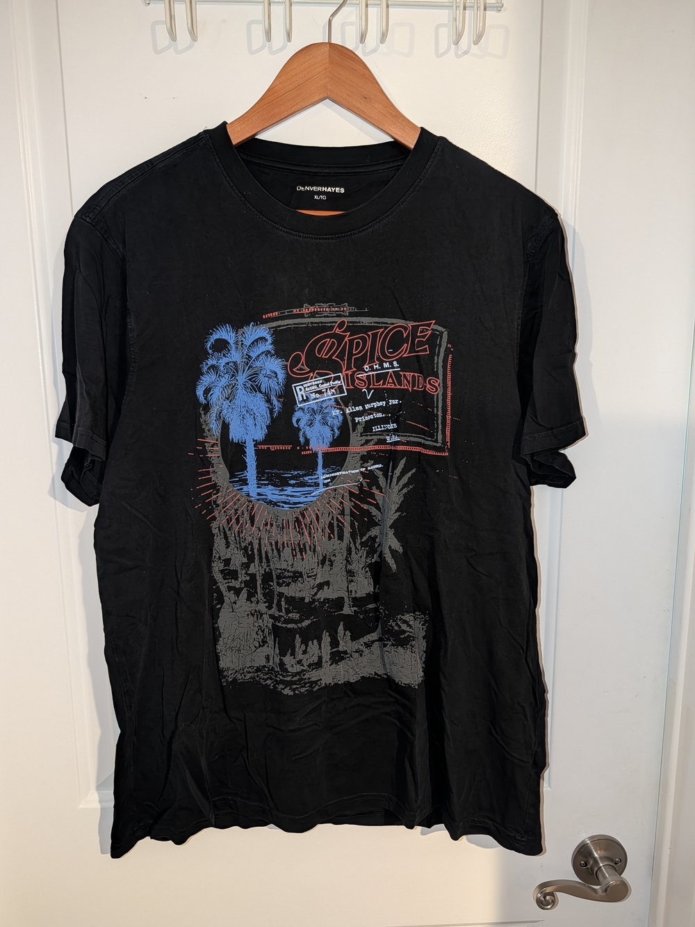 ⭐3 For $20⭐ Denver Hayes Black Palm Graphic Tee with Blue & Red Print